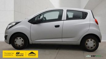 Chevrolet Spark 1.0i LS Hatchback 5dr Petrol Manual Euro 5 (Non a/c) (68 ps)
