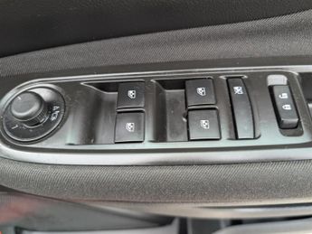 Vauxhall Mokka X 1.4i Turbo ecoTEC Active SUV 5dr Petrol Manual Euro 6 (s/s) (140
