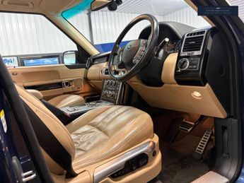 Land Rover Range Rover 4.4 TD V8 Autobiography Auto 4WD Euro 5 5dr