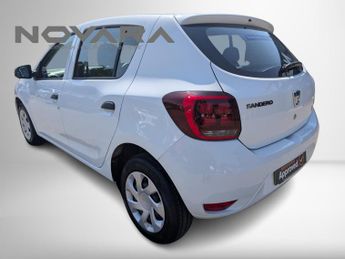 Dacia Sandero 1.0 SCe Essential Hatchback 5dr Petrol Manual Euro 6 (75 ps)