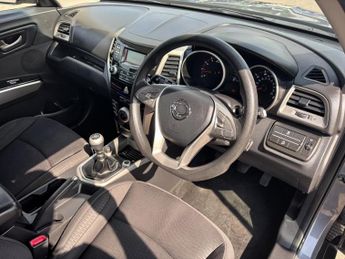 SsangYong Tivoli 1.6P EX SUV 5dr Petrol Manual Euro 6 (s/s) (128 ps)