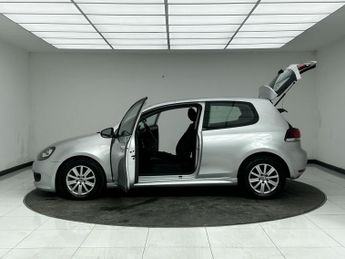 Volkswagen Golf 1.6 TDI BlueMotion Hatchback 3dr Diesel Manual Euro 5 (s/s) (105