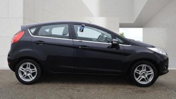 Ford Fiesta 1.6 Zetec Hatchback 5dr Petrol Powershift Euro 5 (105 ps)