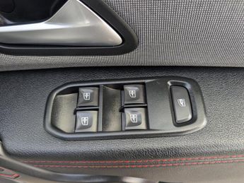 Dacia Duster 1.3 TCe Techroad SUV 5dr Petrol Manual Euro 6 (s/s) (130 ps)