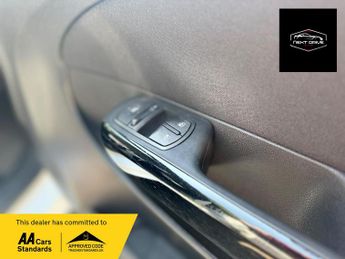 Vauxhall Corsa 1.2i ecoFLEX 16V Exclusiv Hatchback 5dr Petrol Manual Euro 5 (s/