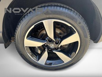 Nissan Qashqai 1.6 DIG-T N-Vision SUV 5dr Petrol Manual 2WD Euro 6 (s/s) (163 p
