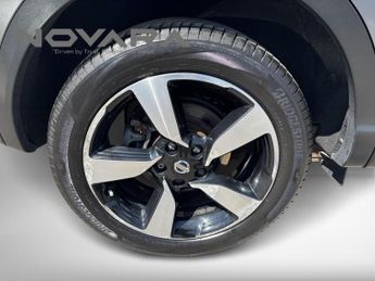 Nissan Qashqai 1.6 DIG-T N-Vision SUV 5dr Petrol Manual 2WD Euro 6 (s/s) (163 p