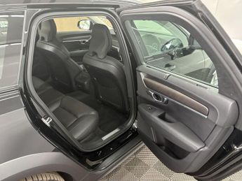 Volvo V90 Cross Country 2.0 T5 Estate 5dr Petrol Auto AWD Euro 6 (s/s) (250 ps)