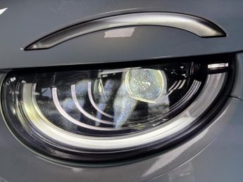 Fiat 500e 42kWh La Prima Hatchback 3dr Electric Auto (118 ps)