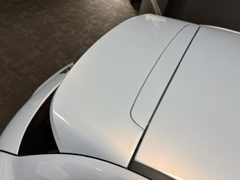 Fiat 500e 42kWh La Prima Hatchback 3dr Electric Auto (118 ps)