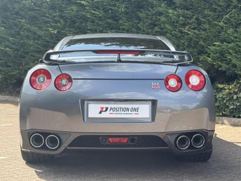 Nissan GT-R 3.8 V6 Premium Edition Coupe 2dr Petrol Auto 4WD Euro 4 (485 ps)