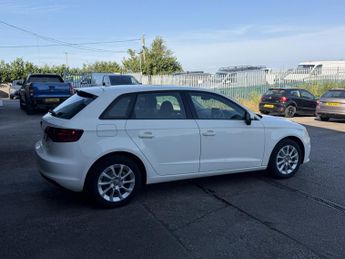 Audi A3 1.6 TDI SE Sportback 5dr Diesel Manual Euro 5 (s/s) (105 ps)
