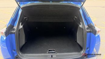 Peugeot E-2008 50kWh GT Premium SUV 5dr Electric Auto (136 ps)