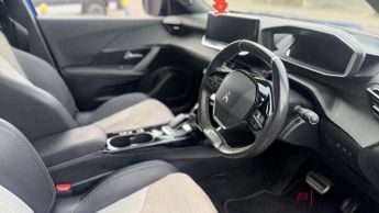 Peugeot E-2008 50kWh GT Premium SUV 5dr Electric Auto (136 ps)