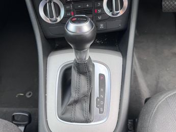 Audi Q3 2.0 TDI SE SUV 5dr Diesel S Tronic quattro Euro 5 (s/s) (177 ps)