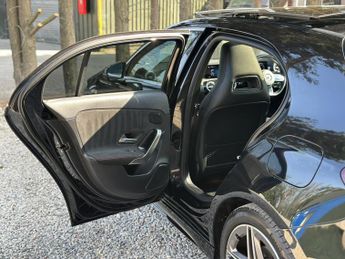 Mercedes-Benz A Class 1.3 A180 AMG Line (Premium Plus 2) Hatchback 5dr Petrol 7G-DCT E