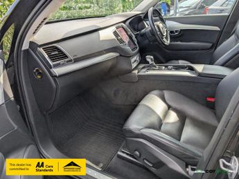 Volvo XC90 2.0 D5 Momentum SUV 5dr Diesel Geartronic 4WD Euro 6 (s/s) (225 