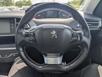 Peugeot 308 1.2 PureTech Tech Edition Hatchback 5dr Petrol Manual Euro 6 (s/