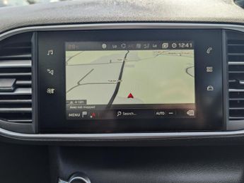 Peugeot 308 1.2 PureTech Tech Edition Hatchback 5dr Petrol Manual Euro 6 (s/