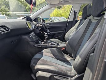 Peugeot 308 1.2 PureTech Tech Edition Hatchback 5dr Petrol Manual Euro 6 (s/