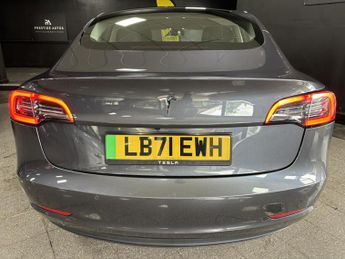 Tesla Model 3 Standard Range Plus Saloon 4dr Electric Auto RWD (241 bhp)