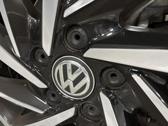 Volkswagen Golf 1.5 TSI EVO Match Hatchback 5dr Petrol DSG Euro 6 (s/s) (150 ps)
