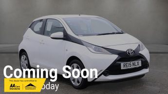 Toyota AYGO 1.0 VVT-i x-play Hatchback 5dr Petrol Manual Euro 5 Euro 5 (68 p