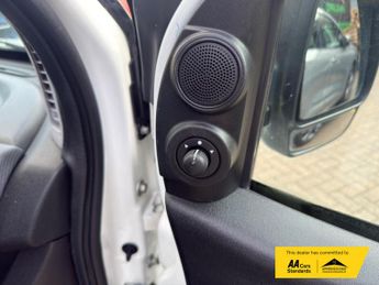 Fiat Doblo 1.3 JTD MultiJetII 16v Panel Van 4dr Diesel Manual L1 H1 (133 g/