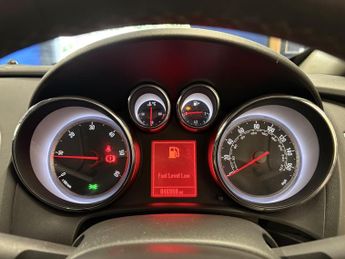 Vauxhall Astra GTC 2.0 CDTi SRi Auto Euro 5 3dr