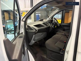 Ford Transit Custom 2.2 TDCi 290 L1 H1 5dr