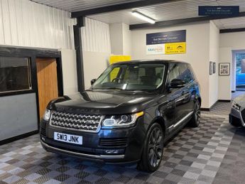 Land Rover Range Rover 4.4 SD V8 Vogue SUV 5dr Diesel Auto 4WD Euro 5 (339 ps)