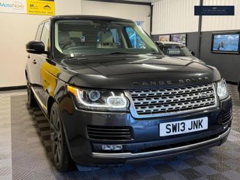 Land Rover Range Rover 4.4 SD V8 Vogue SUV 5dr Diesel Auto 4WD Euro 5 (339 ps)