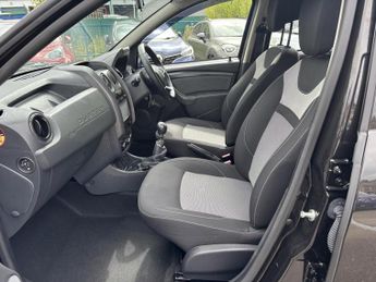 Dacia Duster 1.2 TCe Prestige SUV 5dr Petrol Manual Euro 6 (s/s) (125 ps)