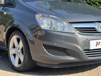 Vauxhall Zafira 1.6 16V Exclusiv MPV 5dr Petrol Manual Euro 5 (115 ps)