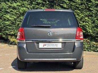 Vauxhall Zafira 1.6 16V Exclusiv MPV 5dr Petrol Manual Euro 5 (115 ps)