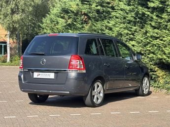 Vauxhall Zafira 1.6 16V Exclusiv MPV 5dr Petrol Manual Euro 5 (115 ps)