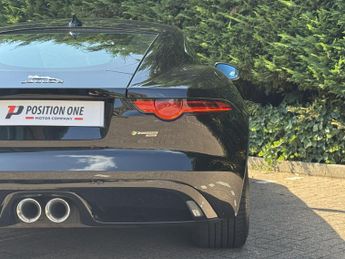 Jaguar F-Type 3.0 V6 R-Dynamic Coupe 2dr Petrol Auto AWD Euro 6 (s/s) (380 ps)