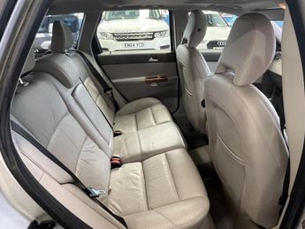 Volvo V50 2.4 SE Lux Estate 5dr Petrol Geartronic Euro 4 (170 ps)