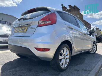 Ford Fiesta 1.4 Titanium Hatchback 5dr Petrol Automatic (154 g/km, 94 bhp)