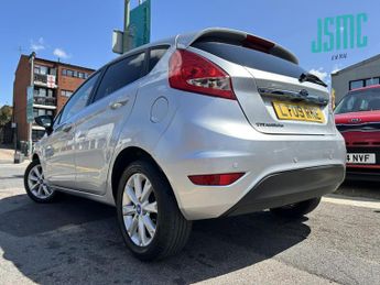 Ford Fiesta 1.4 Titanium Hatchback 5dr Petrol Automatic (154 g/km, 94 bhp)