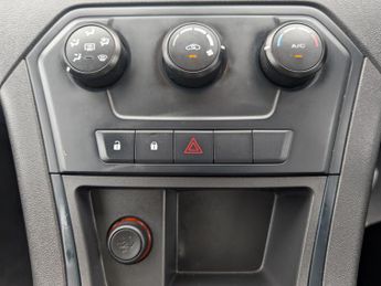 MG GS 1.5 TGI Explore SUV 5dr Petrol Manual Euro 6 (s/s) (160 ps)