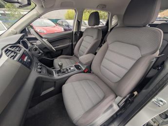 MG GS 1.5 TGI Explore SUV 5dr Petrol Manual Euro 6 (s/s) (160 ps)
