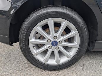 Ford Focus 1.0T EcoBoost Titanium Hatchback 5dr Petrol Manual Euro 6 (s/s) 