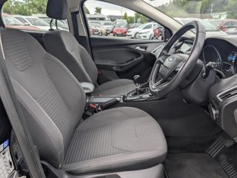 Ford Focus 1.0T EcoBoost Titanium Hatchback 5dr Petrol Manual Euro 6 (s/s) 