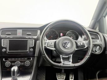 Volkswagen Golf 2.0 TSI BlueMotion Tech GTI Performance Hatchback 5dr Petrol DSG
