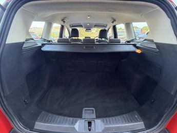 Ford Kuga 2.0 TDCi Zetec SUV 5dr Diesel Manual 2WD Euro 6 (s/s) (150 ps)