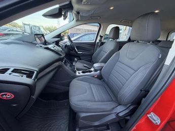 Ford Kuga 2.0 TDCi Zetec SUV 5dr Diesel Manual 2WD Euro 6 (s/s) (150 ps)