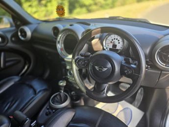 MINI Countryman 2.0 Cooper SD SUV 5dr Diesel Auto ALL4 Euro 5 (143 ps)