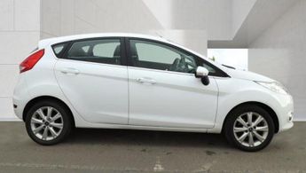 Ford Fiesta 1.4 Zetec Hatchback 5dr Petrol Automatic (154 g/km, 94 bhp)