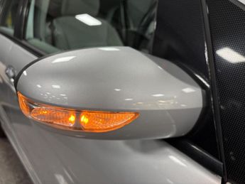 Mercedes-Benz B Class 2.0 B200 SE MPV 5dr Petrol Manual (173 g/km, 136 bhp)